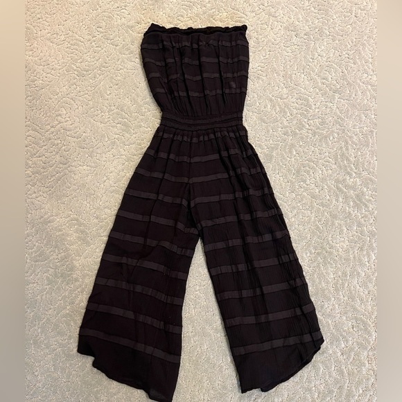 Yfb YOUNG FABULOUS & BROKE Black strapless wide leg cropped jumpsuit size MED - Picture 1 of 12
